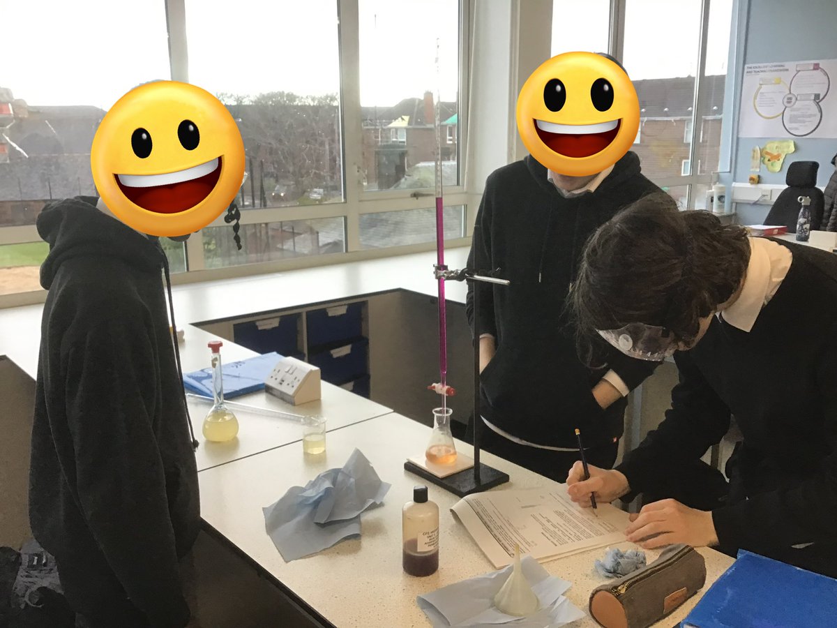 Some of our <a href="/ShawlandsAcad/">Shawlands Academy</a> Chemists were carrying out titrations today!