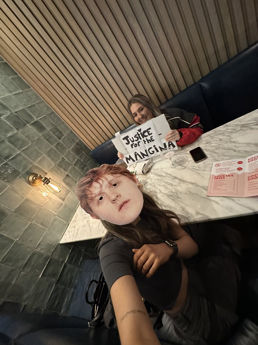 <a href="/LewisCapaldi/">Lewis Capaldi</a> has the best mangina, pass it on