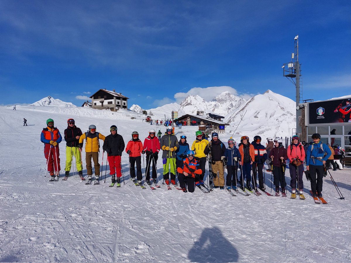 Another awesome edition of @DondenaCentre #AlpPop ! I want to thank all AlpPoppers for the great papers, the friendly social interaction and the fantastic skiing together! @Arnstein_Aassve @sissinicobalbo