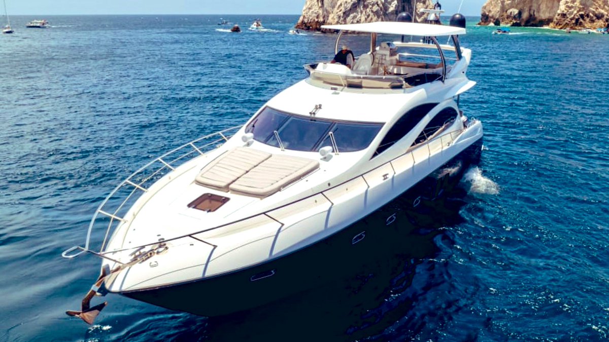 EliteBrandsCo's tweet photo. “GOOD LACK” via #EliteBrandsCo 👀just arrived in #Cabo 🇲🇽
Enjoy panoramic views of The Arch, Lands End, & the stunning coastline.
#Yacht #Yachts #BoatCharter #TeamSeas #Boats #DayCharters #Superyacht #SpringBreak #AnchorRides #EliteBrands
INQUIRE ⬇️
🔗 https://t.co/4crkLoNj7d https://t.co/GJVbkfuPtK