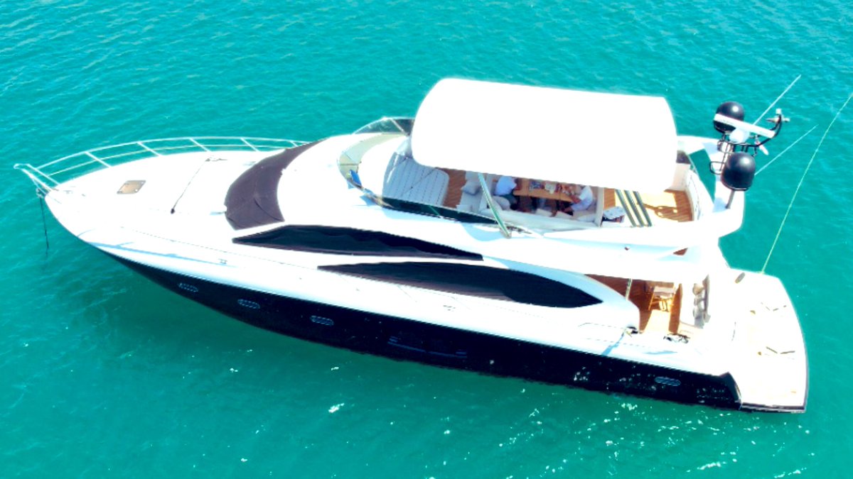 EliteBrandsCo's tweet photo. “GOOD LACK” via #EliteBrandsCo 👀just arrived in #Cabo 🇲🇽
Enjoy panoramic views of The Arch, Lands End, & the stunning coastline.
#Yacht #Yachts #BoatCharter #TeamSeas #Boats #DayCharters #Superyacht #SpringBreak #AnchorRides #EliteBrands
INQUIRE ⬇️
🔗 https://t.co/4crkLoNj7d https://t.co/GJVbkfuPtK