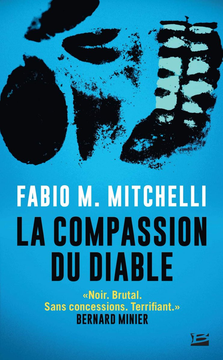 NOUVELLE ÉDITION GRAND FORMAT pour LA COMPASSION DU DIABLE aux éditions Chambre Noire, cette maison d'édition qui fait déjà parler d'elle et qui n'a pas fini de faire parler d'elle! facebook.com/editionschambr… chambre-noire-editions.com