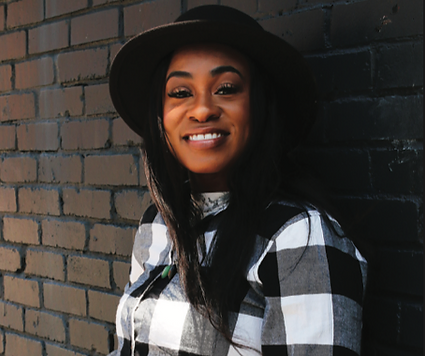 Need a little calm in your life? Shalisa Smith, founder of Tailor Made 4 U, can help! She specializes in simplifying busy lives and busy homes. Before you know it, you’ll be happier, calmer, and have more time to do the things that matter most. 76262magazine.com/post/shalisasm…