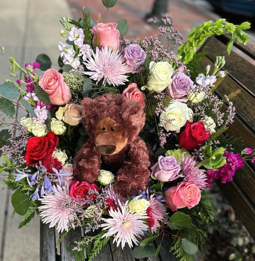 Time to start thinking ahead to Valentine's Day... 💕 🌹
-
📷 <a href="/PrestonFlowers_/">Preston Flowers</a>