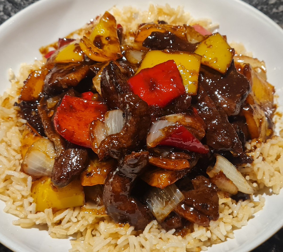 no1sunkfarmer's tweet photo. Plenty of mallard left from last night so the marinade changed to plum and hoisin, home prepped fried rice with red green peppers and soft onions. Why does duck go so well with plum sauce?? Delicious #cookingfarmer https://t.co/OcXLOKlbEp