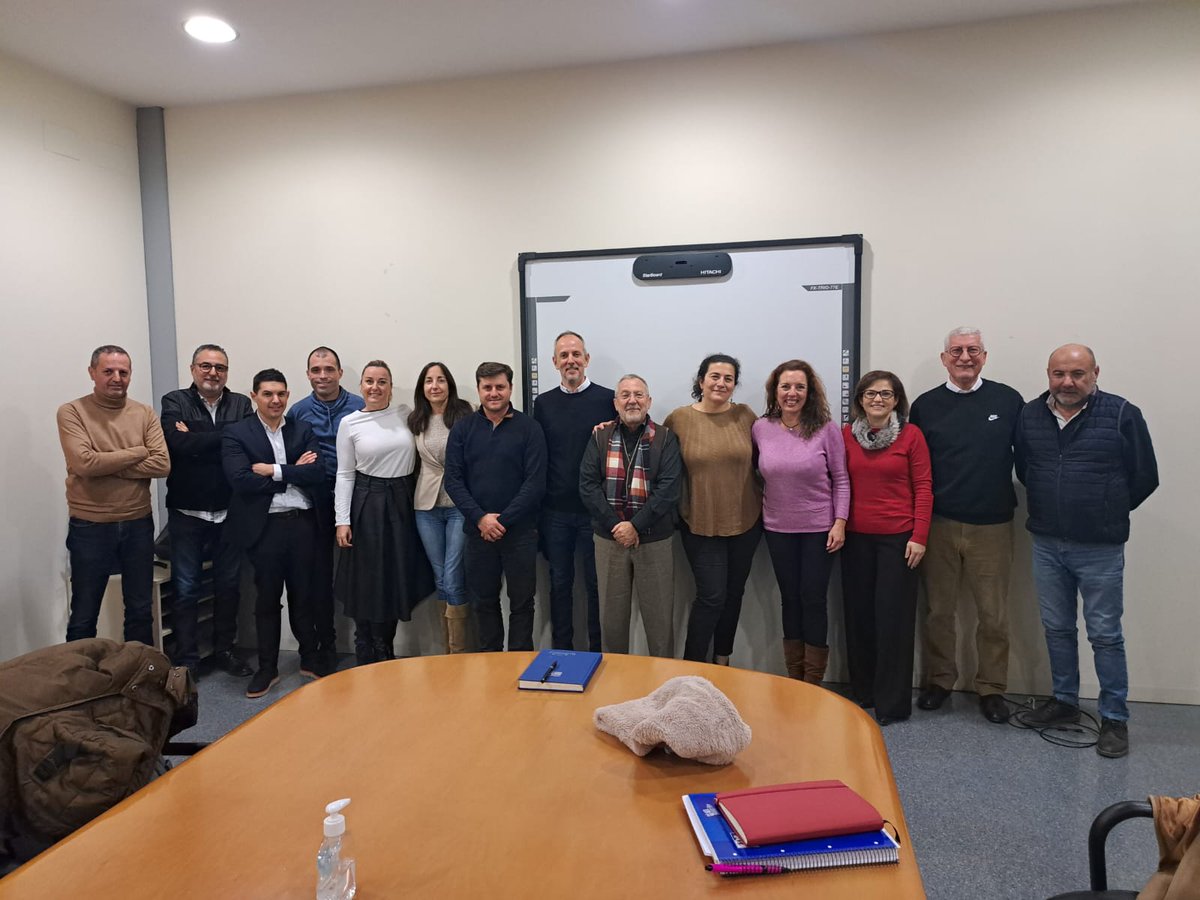 Constitución de la nueva coordinadora del Instituto Empresarial de L'Horta Sud. Un nuevo reto. <a href="/floridauni/">FloridaUniversitaria</a>