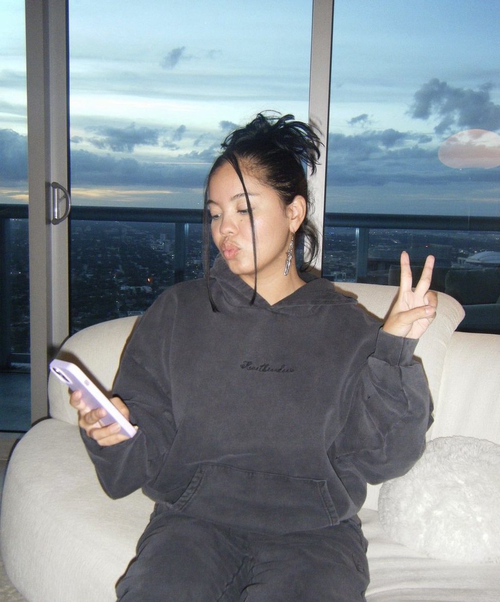 VoightSizes's tweet image. 💔Heartbreaker Hoodie and Sweatpant💔