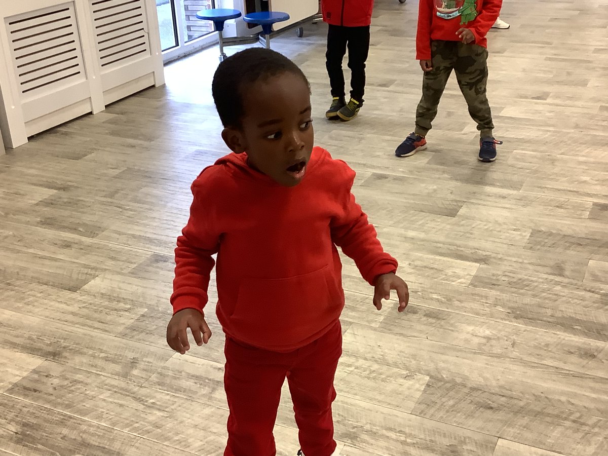 Reception at Staines Prep tweet media