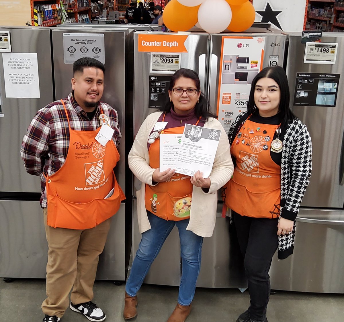 📢 Marvelous job!!!! By Norma <a href="/homedepot/">The Home Depot</a> 1002 for Driving <a href="/RainSoft/">RainSoft</a> Appliance Longevity Sales that equals 176 shopping carts pushed out in 2 mins 💰💵💰💵💰  Awesome Customer Service #TrendingOrange #Homerawards
