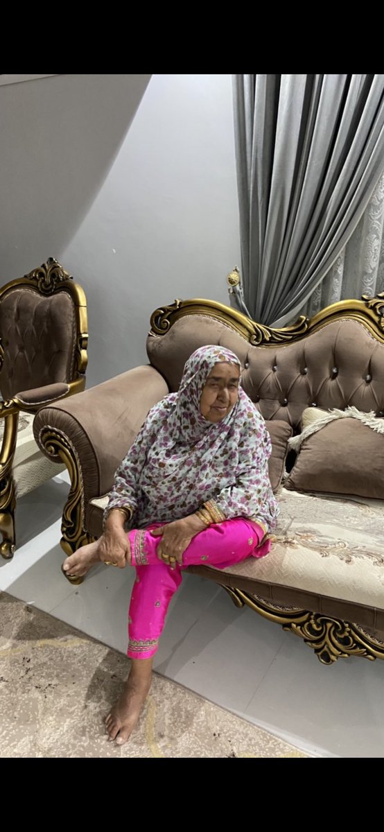 اللهم اجعلها آمنه مطمئنة راضية مرضيّة ضاحكة مستبشره واجعل قبرها روضة من رياض الجنّه ، اللهم املأ قبرها بالنور والراحة والفسحة والسرور