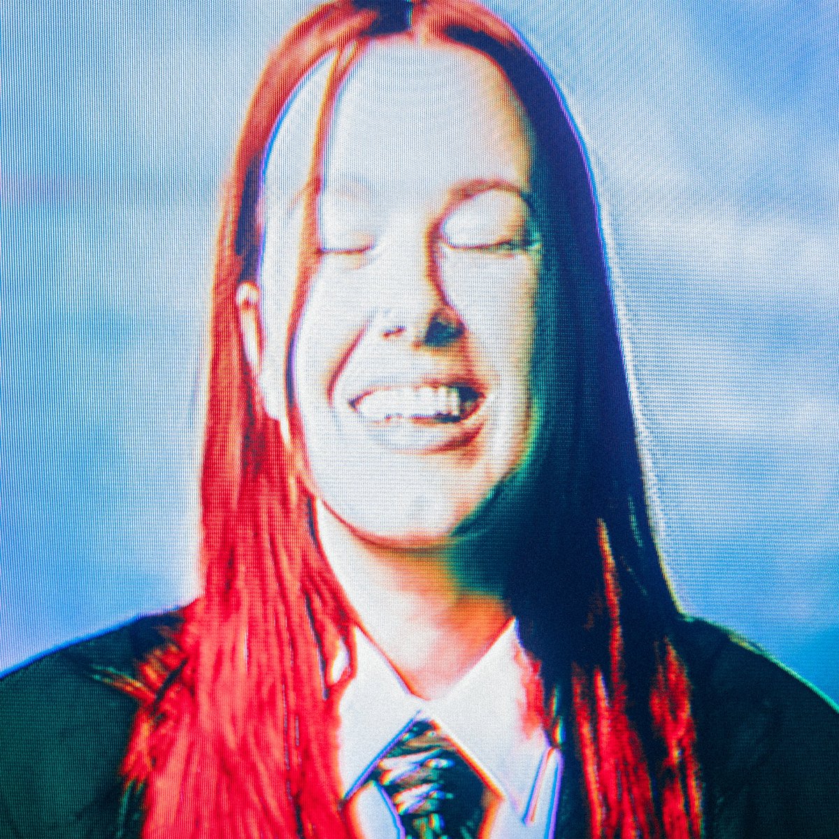 ~ 𝓟𝓮𝓸𝓹𝓵𝓮 𝓟𝓵𝓮𝓪𝓼𝓮𝓻 ~ has been out for two weeks. Thank you so much for listening and resonating with the song and lyrics, it means the world! ~ 💐💙 ~ G.S. gabrielleshonk.lnk.to/AcrossTheRoom