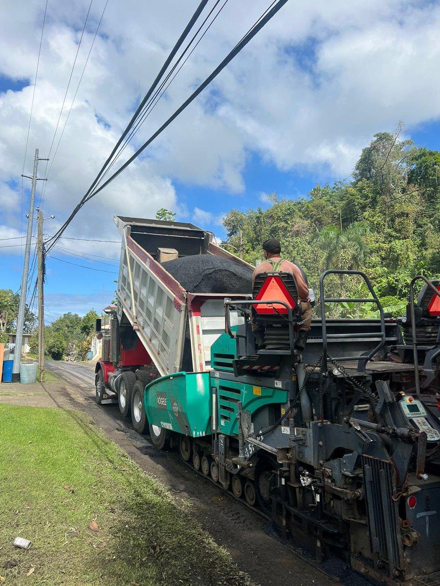 CamuyCity's tweet photo. A esta hora 🕓 así van los trabajos de #ProyectoCallesSeguras en la PR 483 en el Bo. Piedra Gorda de #Camuy.
#CamuyEsProgreso 🚧🛣
@DTOP @fortalezapr @gabrielhr51 https://t.co/dGVY36qLTE