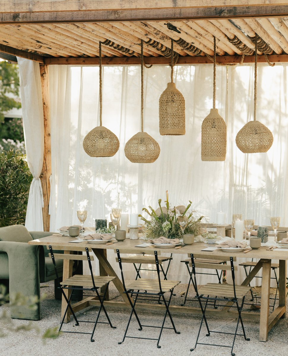 thescottresort's tweet image. Memorable moments and beautiful spaces.⁠
⁠
⁠
Planning + Design: @detailsdarling ⁠
Photo: @kayleechelseaphotography⁠
Florals: @floralsbykris⁠
Rentals: @letsbashevents⁠
⁠
⁠#scottsdaleweddings #receptionspaces #outdoorevents #arizonaevents #palmspringstyle #thescottweddings