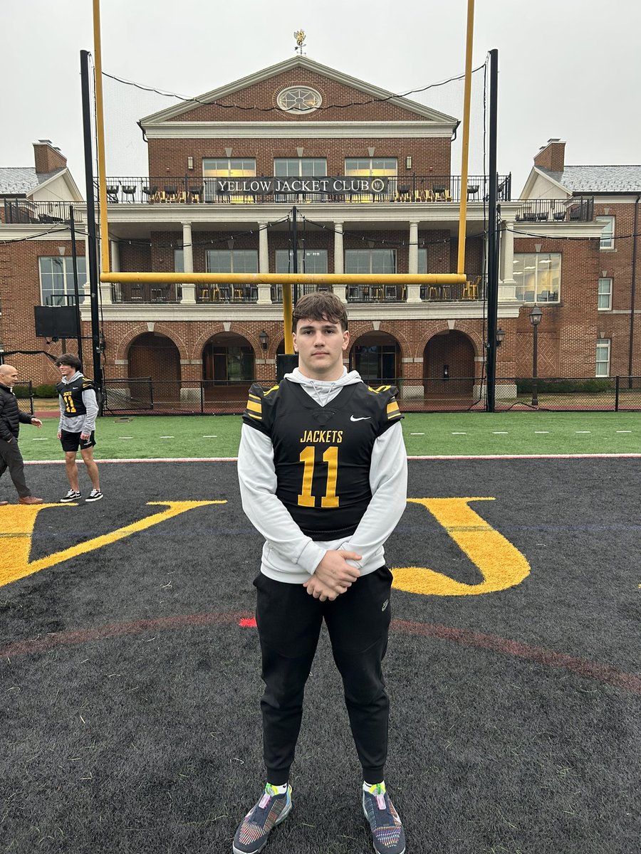 Had a great visit to Randolph Macon College today. Thank you for having me  <a href="/CoachMSzymanski/">Matt Szymanski</a>!
<a href="/BlitzCreedFb/">Chadwick Louisville</a>