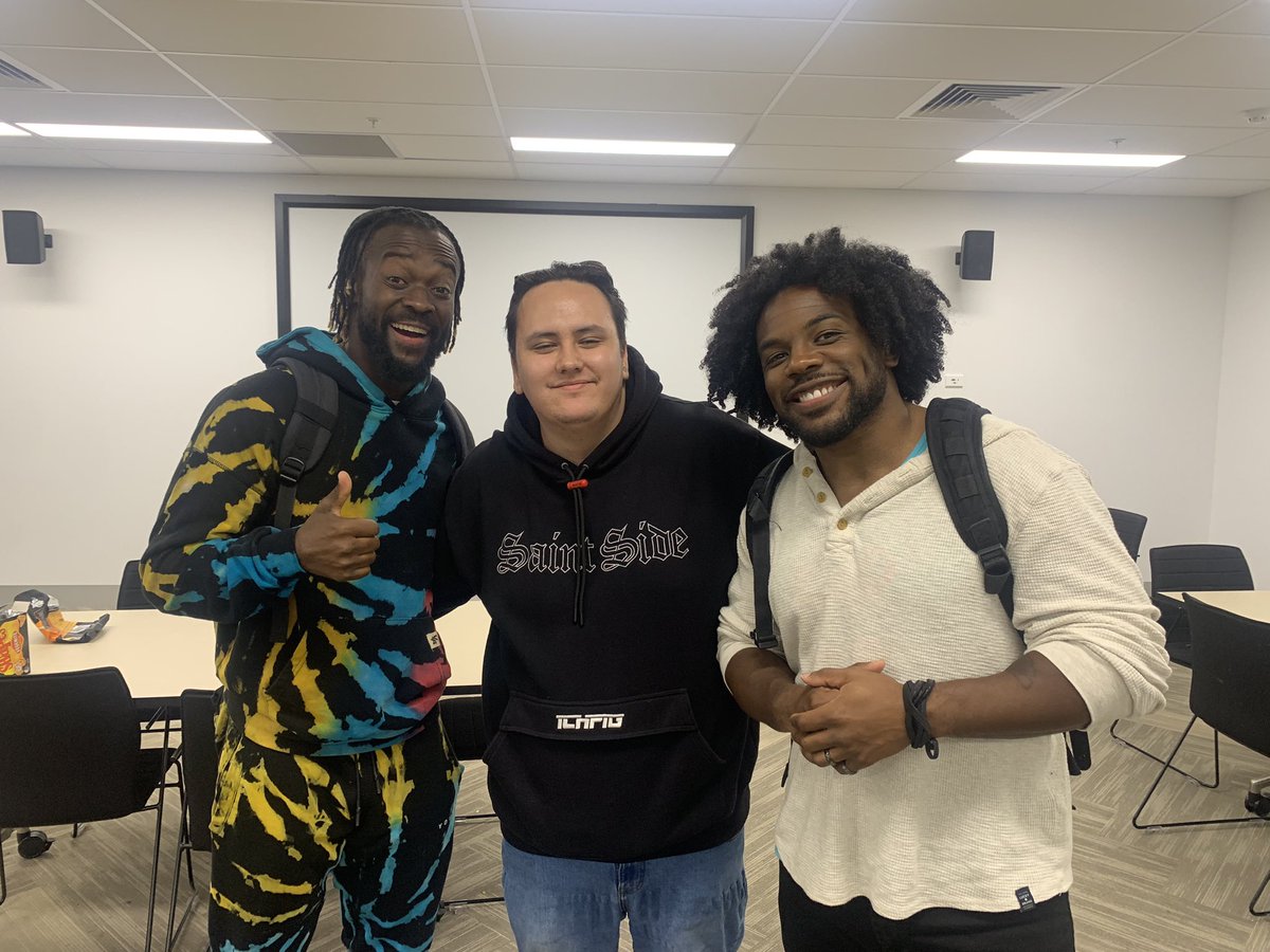 mrsailorm00n's tweet photo. Was hard to keep private but was able to not only meet but host a private offline for @AustinCreedWins and @TrueKofi 🥰 
Such an awesome pair of blokes and down to earth with everyone in the room. 
A moment that I’ll cherish for years to come. https://t.co/ItcclL5v8z
