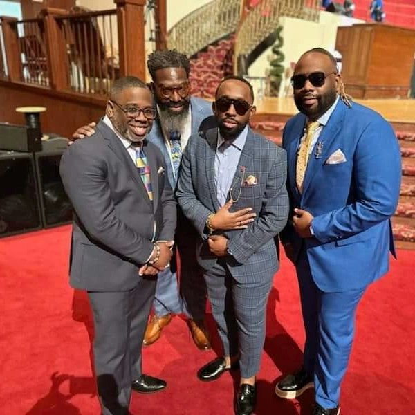 Fm2Intentional's tweet photo. βA great soul serves everyone all the time. A great soul never dies. It brings us together again and again.β β Maya Angelou
#IMPACTFUL πππΎπ€π
@minklemonsandhc @I_AmFM2
#ChoirMusicMatters #Gospel #ChoirMusic #kevinlemonsandhighercalling #kevinlemons #KLHC #π #mayaangelou https://t.co/oeBZpoPT7z