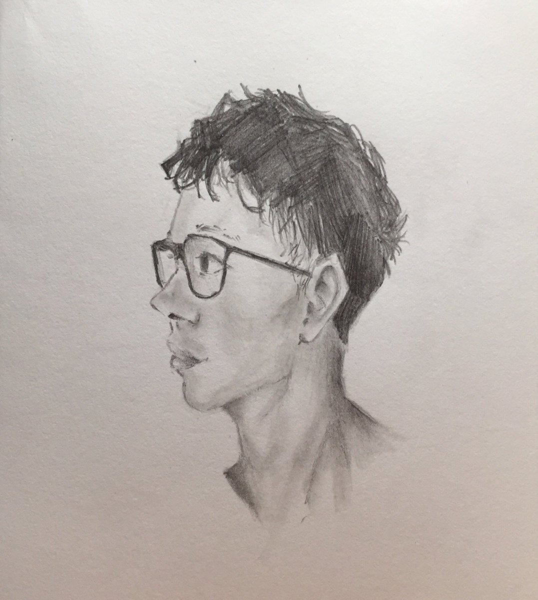 dumyoukey's tweet photo. lil sketch of steve I did for an assignment
#stevesuptic #stevensuptic #stevesupticfanart #stevensupticfanart https://t.co/mh1C0D4b0Q