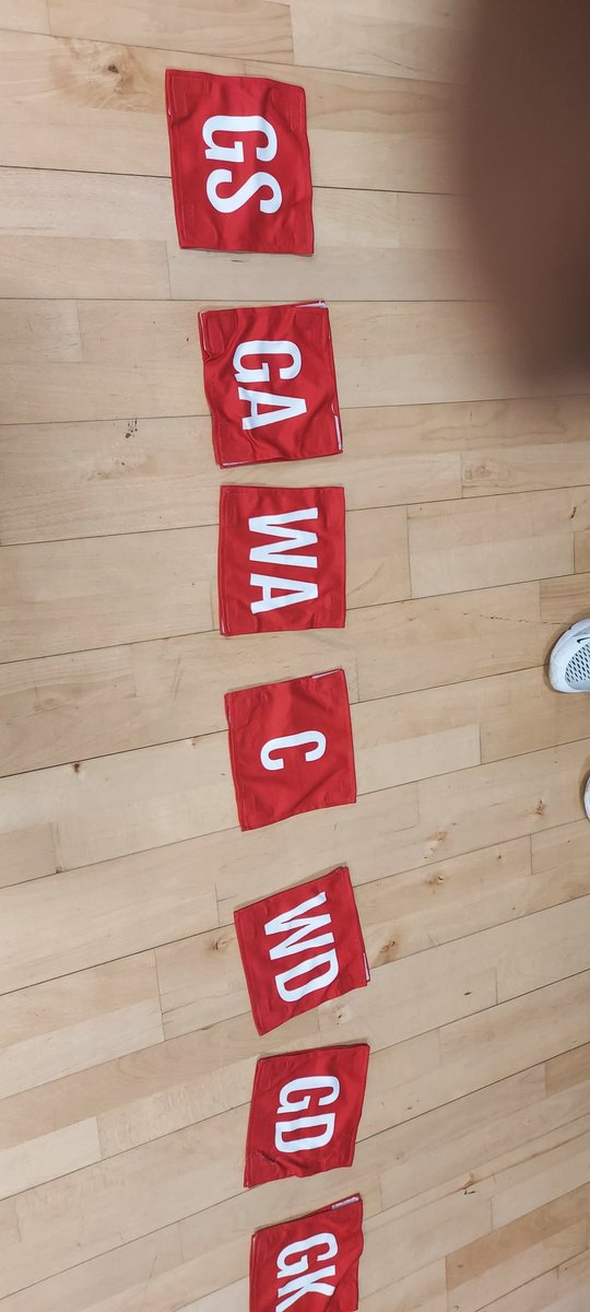 Hunter1_lj's tweet photo. .@UBSport @UBSscholarships @UBSportFitness @wessa43 @UOBNetball #MatchDayWednesday #3A's completed
2s v Lbrough 3s (H) 69- 38🦁
1s v Man Mey 1s (H) 46-39🦁
5v Worcester 4s (A) 54-10🦁
#BankThat #PressOn Well Done Ladies😌😌
#WeAreUOB ❤️💙💛🦁 https://t.co/ZSsbTZmsde