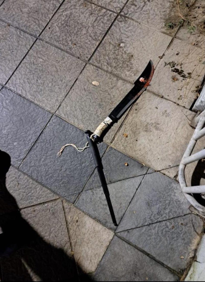 MeerRocio's tweet photo. Asalto a varias iglesias en Algeciras. Un sacristán muerto. Cuatro heridos. Al grito de Alá.

A ver cuánto tardamos en llamar a las cosas por su nombre. https://t.co/IriYGXf13z