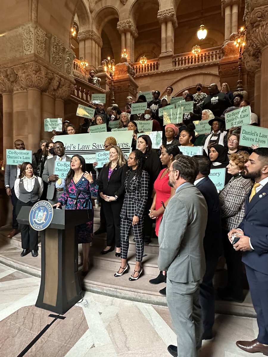 ftp_roc's tweet photo. What an incredible day today has been thus far. We’ve heard from countless senators and assembly members who sound eager to sign on and support #DanielsLaw. We’re so close to the finish line! #DanielsLawSavesLives https://t.co/g4TetLhdTa