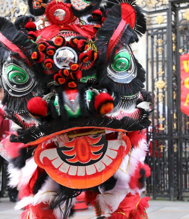 TheMoRW's tweet image. Celebrate #ChineseNewYear2023 🐉 with us. Come and get a hug from Pom Pom the Giant Panda! Join us 29 Jan 10-3pm for a FREE family-friendly, fun-filled day of celebrations welcoming in the #YearoftheRabbit 🐰 #wmidshr #DroitwichHour #MidlandsHour #GlosHour #ShropshireHour