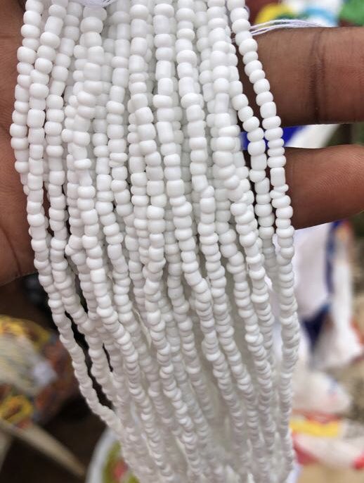 Solid White Skinny Waist Beads.#Beadsofafrica #Waisbeads #Handmade #handmadejewelry #Solidcolours #Charmingbeads #SupportBlackBusiness #BlackTwitter #Charmingbeads #Beadsforsale #beadsforwomen #beadgoddess #Beadstore #beautifulwaistbeads #love #Exctsy  beadsofafrica.com/products/solid…