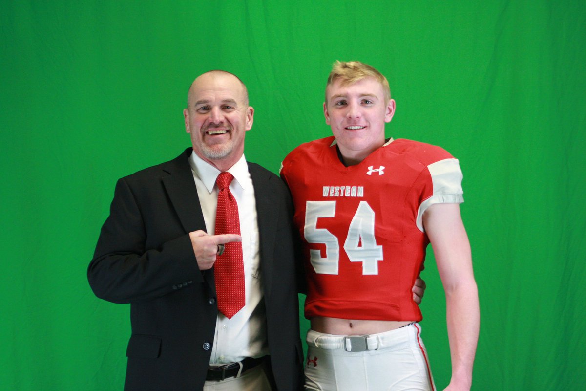 I’m very excited to announce my commitment to Western Colorado university! I’m very blessed to have this opportunity! Thank you to everyone that supports me! #MountUp <a href="/tauer34/">Coach Auer</a> <a href="/jas_bains/">Jas Bains</a> <a href="/joemclain13/">Coach Joe McLain</a> @CoachMcfadden
<a href="/JGonzo_24/">John Gonzales</a> <a href="/MountaineerFB/">Western Colorado Football</a>