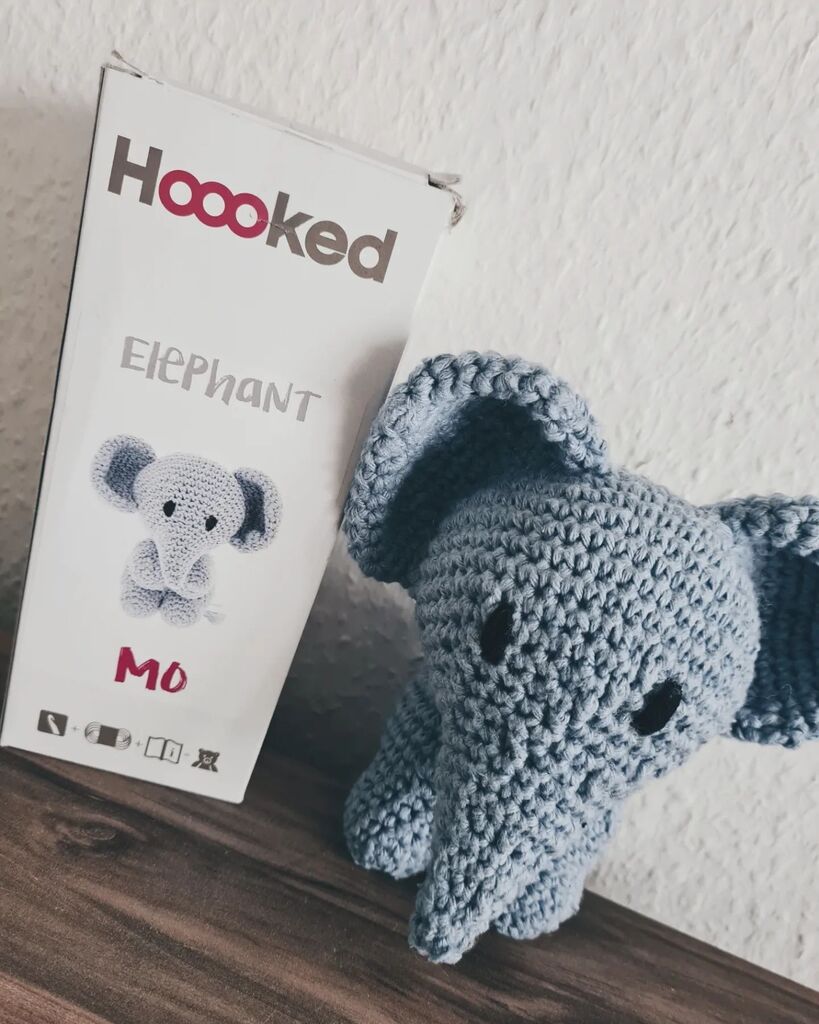 Omi-Jenny ist am Start! 👵🏻

#Häkeln #Crochet #Amigurumi #Elefant #Elephant #Mo #Hoooked #HoookedElephantMo #ElephantMo #RibbonXL #HoookedRibbonXL #Glücksschwein #EddaBag #Netzbeutel #Korb #Wolle #instacrochet instagr.am/p/Cn2ZT5gI8Hr/