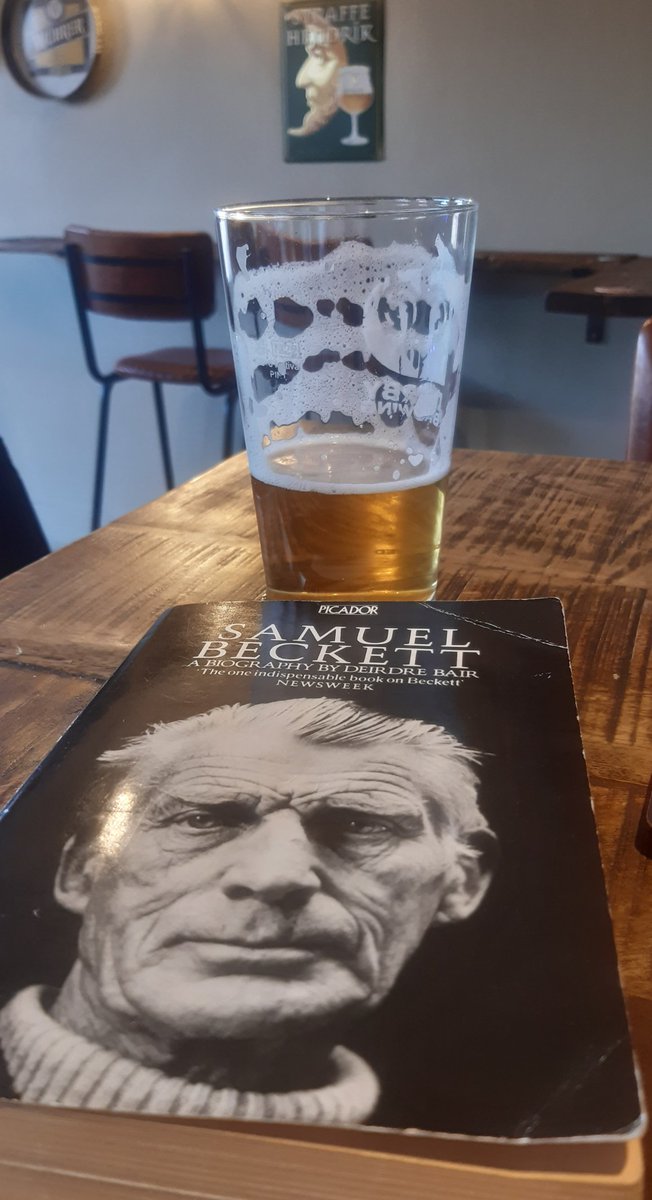 IanJ21289455's tweet photo. Samuel Beckett ~ A Biography by Deirdre Bair (1978) 624pp
It would be difficult to come upon another writer who has so lived through his art that it has become the substance of his life.
@ReadFiftyTwo
#ReadFiftyTwo https://t.co/vQ0WNn5OEe