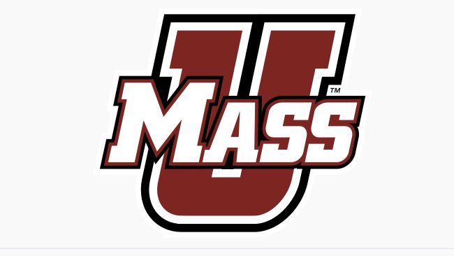 Blessed to receive an offer from the University of Massachusetts <a href="/CoachHarriott/">Roger Harriott</a> <a href="/OLIE_7/">Coach OV 🇧🇸</a> <a href="/TwanRussell/">Twan Russell</a> <a href="/J_Nelson1/">Coach</a> <a href="/STA_Football/">Aquinas Football</a> <a href="/FBCoachDBrown/">Don Brown</a>