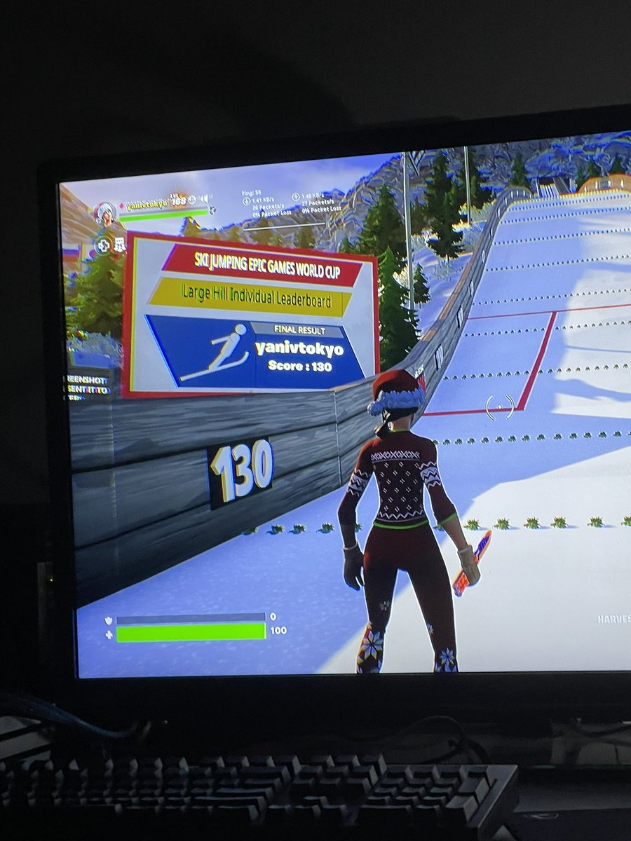 Phrugz's tweet photo. @ZazeCreative me and my friend got 125 &amp; 130 new records maybe? https://t.co/yHbMz90BrY