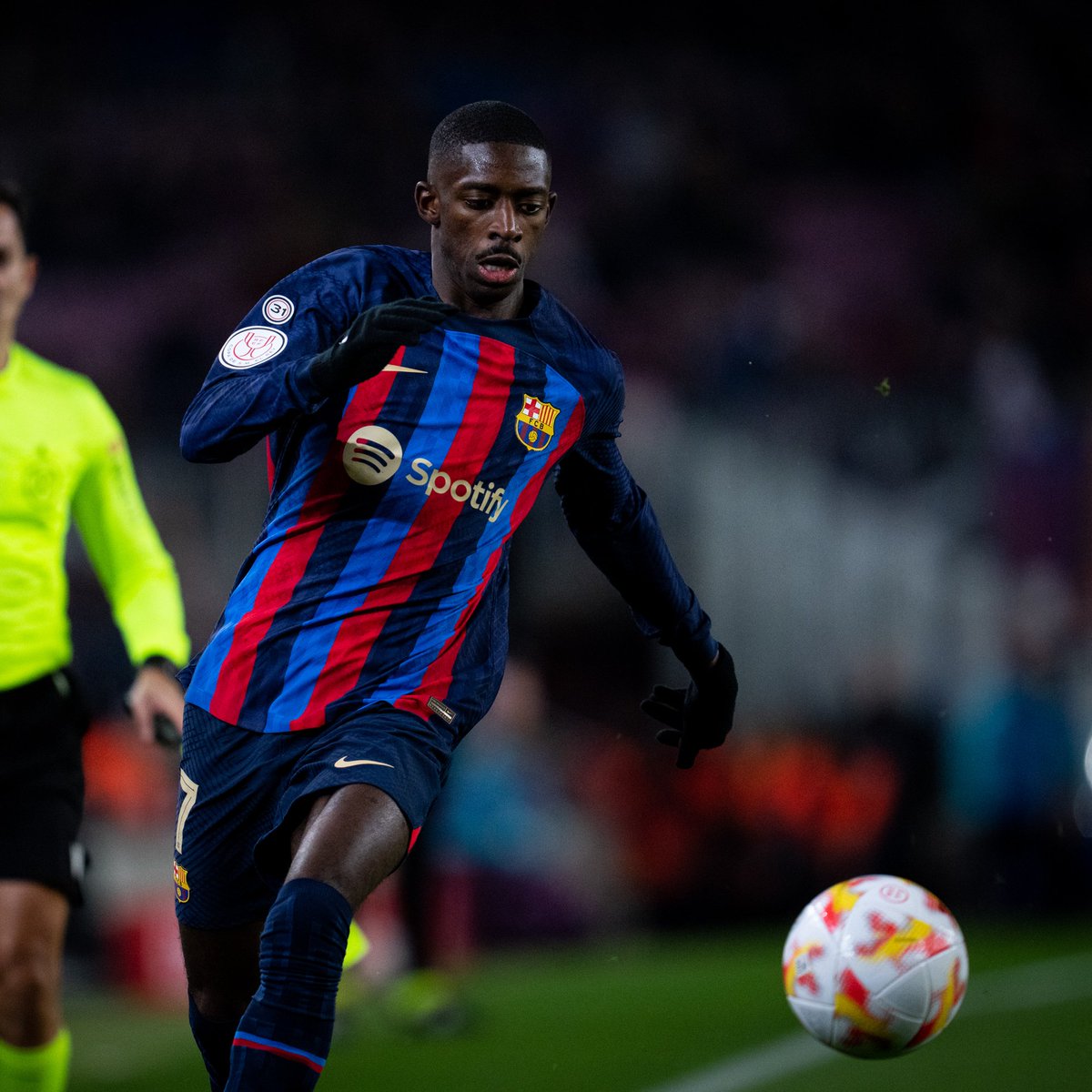 fcbarcelona_br's tweet photo. 𝐎𝐍 𝐅𝐈𝐑𝐄 🔥 https://t.co/3kO88BBzSq