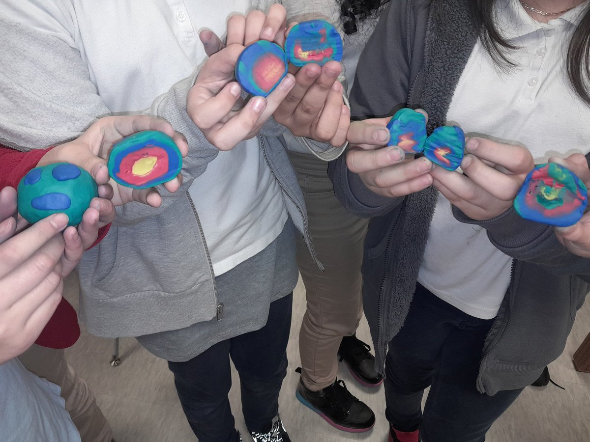 Ms. L. Dillard HISD (@mshisd) on Twitter photo 5.8D I will identify the physical characteristics of the Earth. <a href="/CMartinez_HISD/">Clemente Martinez Elementary School</a> @HISD_ElemSci <a href="/_MsCooper_/">Danica Cooper</a> 5.8D I will identify the physical characteristics of the Earth. <a href="/CMartinez_HISD/">Clemente Martinez Elementary School</a> @HISD_ElemSci <a href="/_MsCooper_/">Danica Cooper</a>