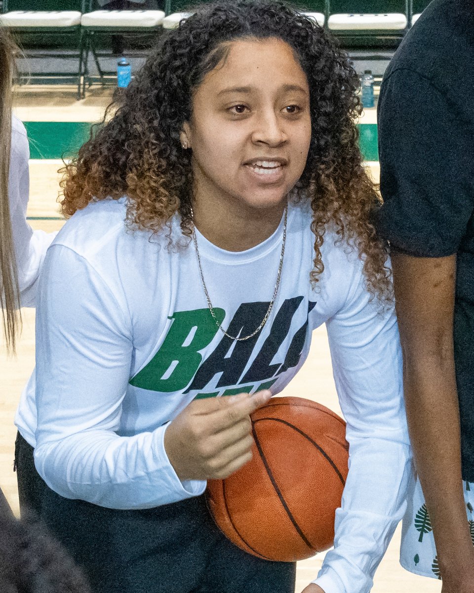 DartmouthWBB's tweet photo. 𝙁𝙪𝙩𝙪𝙧𝙚 𝙇𝙚𝙖𝙙𝙚𝙧 👏

Kaiyah Corona was named to the 20th WBCA 'So You Want To Be A Coach' class! 

📝 https://t.co/fQ2GQTPNlj | #TheWoods https://t.co/3Dk37X1zGl
