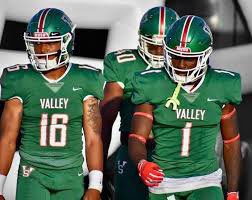 Antreyvious1k's tweet photo. #AG2G Extremely Blessed to receive my very first D1 offer from MVSU🟢🔴 @CoachHolmes5 @MSValleyFB https://t.co/CkKGMKOnNq