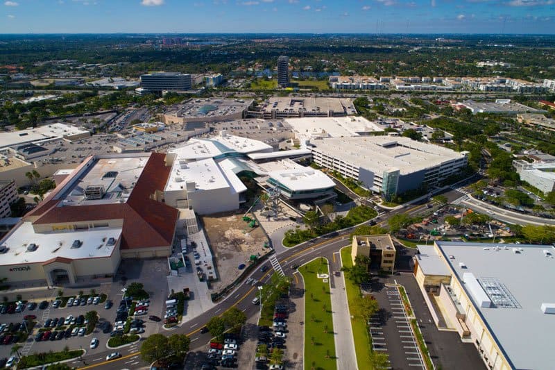 FloridaFirstTC's tweet image. View our top 10 shopping malls in South Florida for your next holiday.
buff.ly/3ORgdFc 
#lovefl #florida #holiday