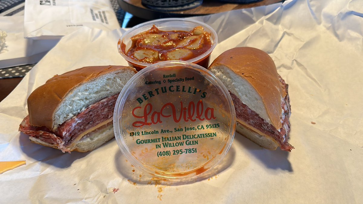 MandMCards3's tweet photo. Feeling sick. Needed comfort food. #LaVilla #Ravs #WillowGlen https://t.co/3C7OyQC4ea