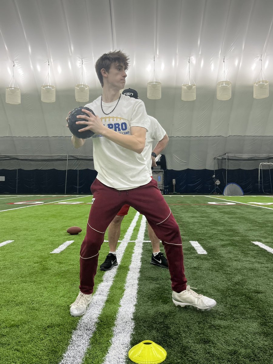 PaulLaPolice's tweet photo. Having a blast with these guys working on being a better QB in the Ottawa megadome in Stittsville each week! Receiver training starting in February. Good guys trying to get better! https://t.co/tEXinKmgop #allpros https://t.co/piZ0wRvGXC