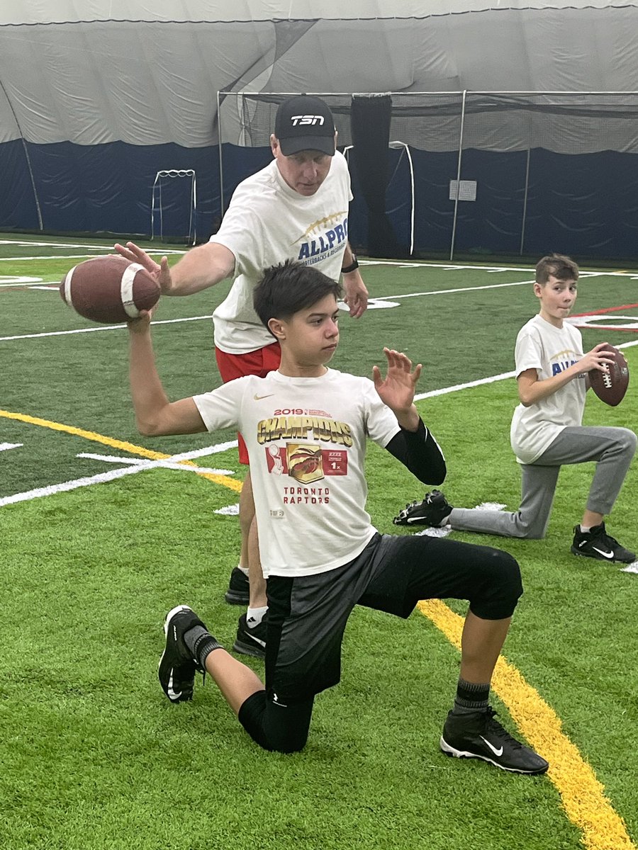 PaulLaPolice's tweet photo. Having a blast with these guys working on being a better QB in the Ottawa megadome in Stittsville each week! Receiver training starting in February. Good guys trying to get better! https://t.co/tEXinKmgop #allpros https://t.co/piZ0wRvGXC