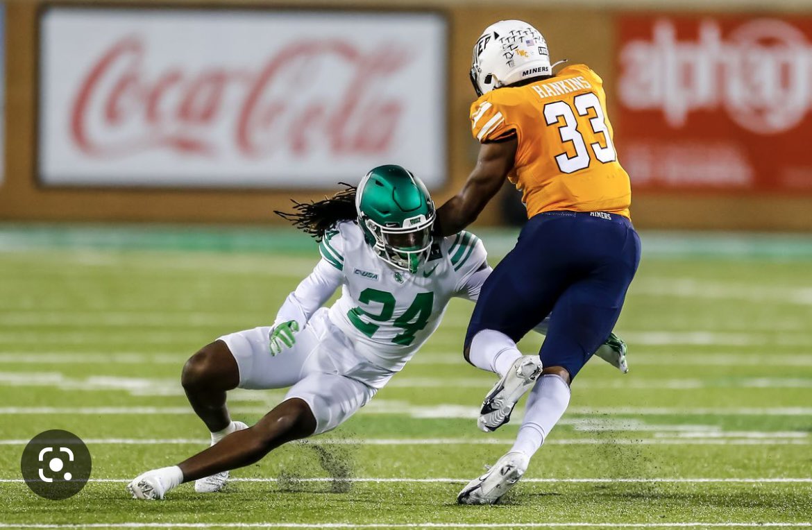 bigmoves_x's tweet photo. After a great conversation with @CoachAaronPrice I am blessed to receive a PWO! From the University of Texas at El Paso.@UTEPFB @CoachNealy @CoachBlair8282 @Hanks_Football @Coach_Veliz @Prep1USA https://t.co/ItSIjq7YVX