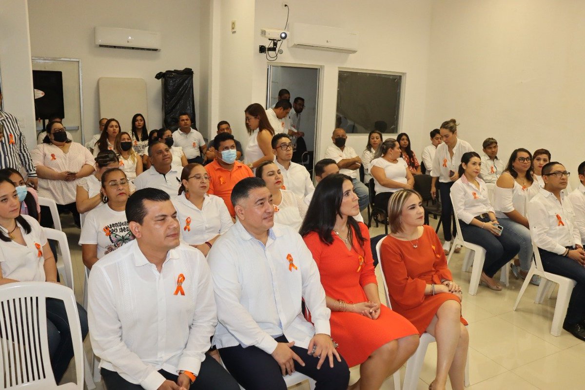 TE_TABASCO's tweet photo. #Fotogalería | Actividades con motivo del #DíaNaranja: Cápsula: “Pongámosle fin a la violencia contra las mujeres y niñas” y “Pintar el mundo de naranja”. https://t.co/efDbewY1Zq
