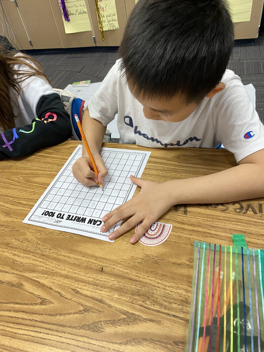 tmcgee2245's tweet image. #100thday #funwithlearning @tmcgee2245 @OPS_WilsonFocus