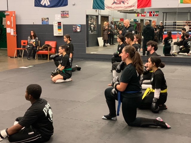 Patricia Lattanzio (@patricialattan3) on Twitter photo Nous avons le plaisir d’annoncer que le Club Jeunesse de l'Espoir a été financé dans le cadre de l’initiative Le sport communautaire pour tous afin de continuer à offrir des cours de kickboxing aux jeunes de St-Michel !
Merci à <a href="/CTJumpstart/">Canadian Tire Jumpstart Charities</a> , <a href="/PascaleStOnge_/">Pascale St-Onge</a> & <a href="/SportCanada_Fr/">Sport Canada</a> Nous avons le plaisir d’annoncer que le Club Jeunesse de l'Espoir a été financé dans le cadre de l’initiative Le sport communautaire pour tous afin de continuer à offrir des cours de kickboxing aux jeunes de St-Michel !
Merci à <a href="/CTJumpstart/">Canadian Tire Jumpstart Charities</a> , <a href="/PascaleStOnge_/">Pascale St-Onge</a> & <a href="/SportCanada_Fr/">Sport Canada</a>