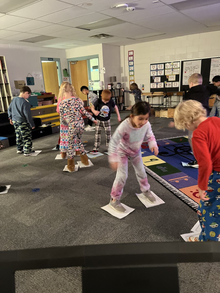 Mrs. Simcoe tweet media