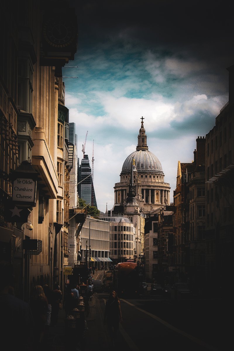 St Pauls cathedral looking as majestic as ever #London #photography #londonphotos #photographylovers