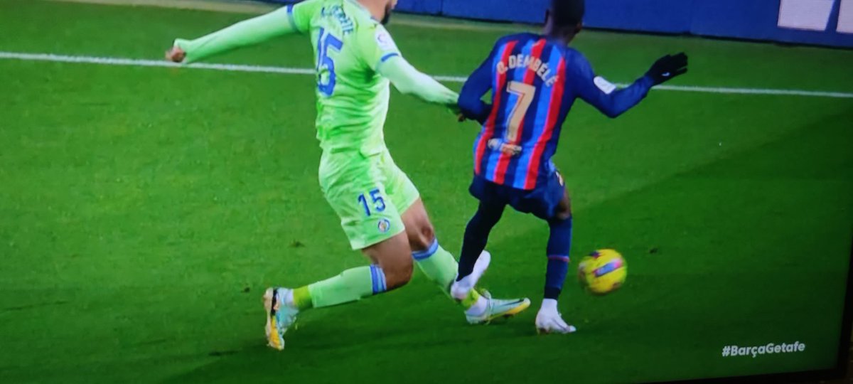 Lo que el domingo no era roja 🟥… hoy sí! 🤣🤣🤣
Y luego se quejan!!