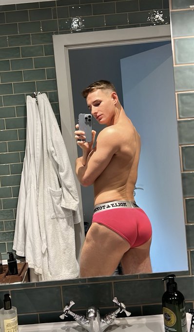👅 https://t.co/Yzc6rha7Md<a href="/tag/fitness"class="tags"><span>#fitness</span></a>