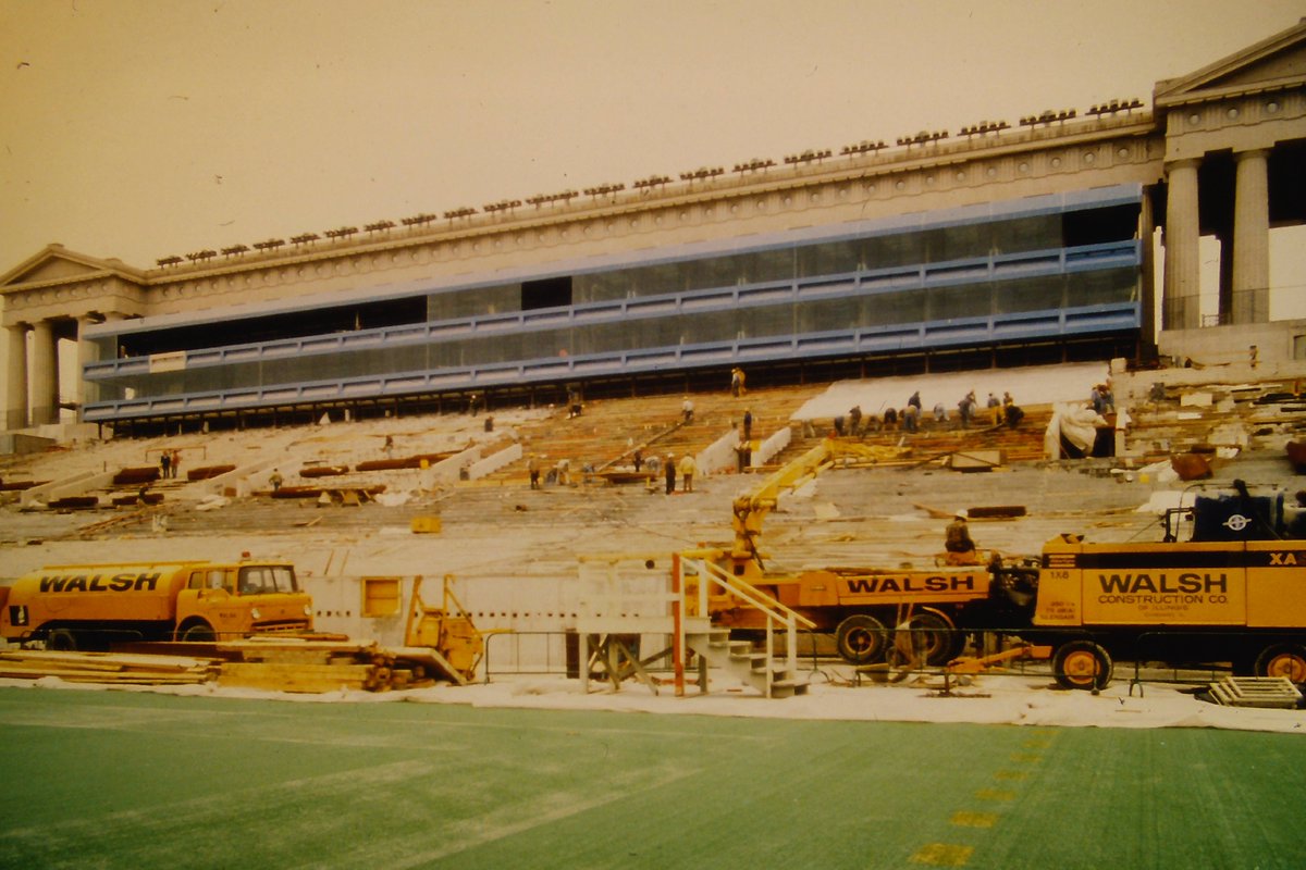 thebiggreenw's tweet photo. Rebuilding the grandstands at Soldier Field in 1982. @ChicagoBears #WalshAtWork https://t.co/wt2nY6Ktfq