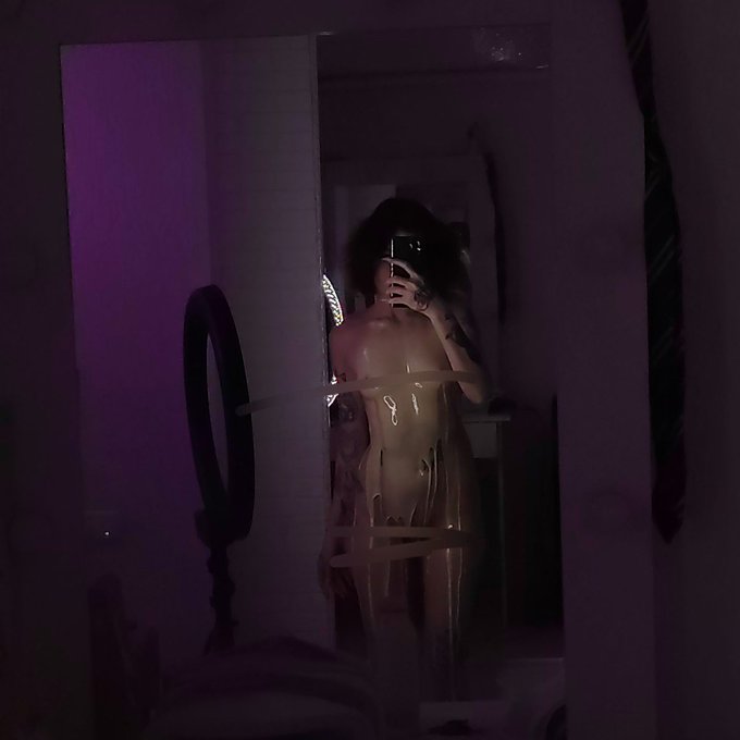 Как вы любите, блины и сгущенка. https://t.co/hFCAezIcsu