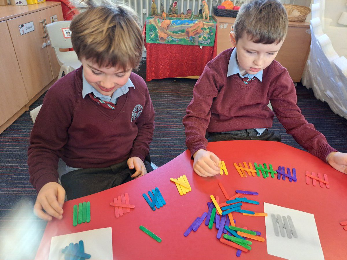 StCharlesGla's tweet photo. As part of their work on #InformationHandling the children in Bute have started learning about #TallyMarks. They are going to use these to help with their counting. #DataHandling @glasgowcounts https://t.co/Fyktj26QnG